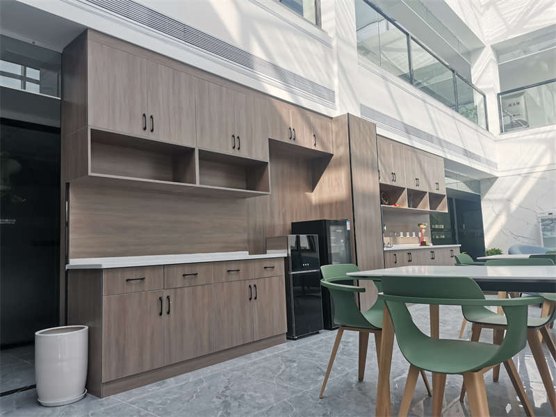 <a href=http://m.whcsjckj.com/bgs/ target=_blank class=infotextkey>合肥辦公樓裝修</a>