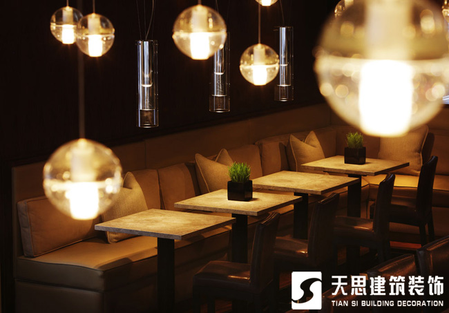 <a href=http://m.whcsjckj.com/anli/ target=_blank class=infotextkey>合肥工裝</a>公司